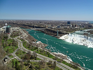 Niagarské vodopády (Kanada)