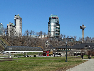 Niagarské vodopády (Kanada)