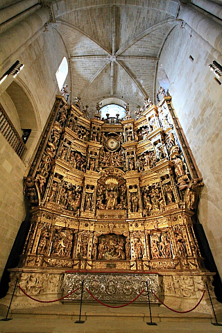 Katedrála svatého Dominika v Santo Domingo de la Calzada (La Rioja - Španělsko)