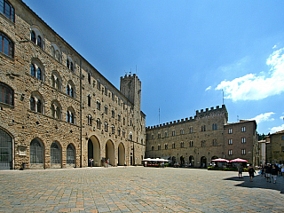 Volterra (Toskánsko - Itálie)