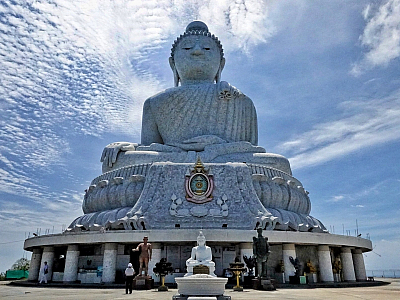 Velký Budha na ostrově Phuket (Thajsko)