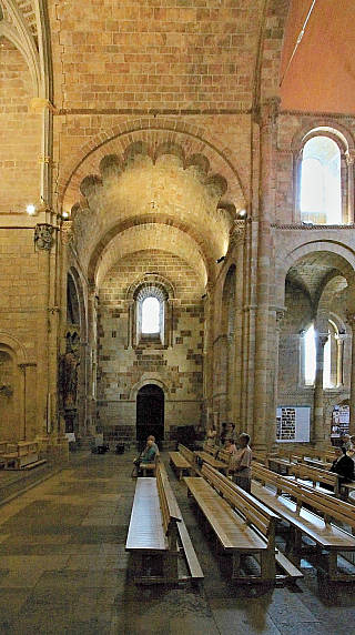 Basílica de San Isidoro v Leónu (León - Španělsko)