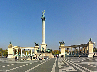 Hösök tere aneb Náměstí hrdinů v Budapešti