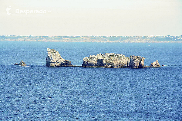 Pointe de Pen-Hir na poloostrově Crozon (Bretaň - Francie)