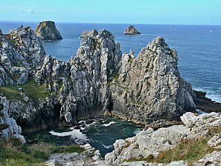 Pointe de Pen-Hir na poloostrově Crozon (Bretaň - Francie)