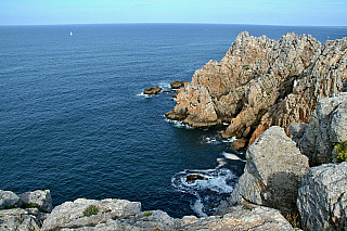 Pointe de Pen-Hir na poloostrově Crozon (Bretaň - Francie)