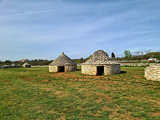 Kažun Park v blízkosti Vodnjan (Istrie - Chorvatsko)
