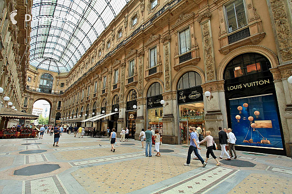 Nákupní Galerie Viktora Emanuela II. v Milánu (Lombardie - Itálie)