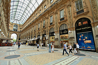 Nákupní Galerie Viktora Emanuela II. v Milánu (Lombardie - Itálie)