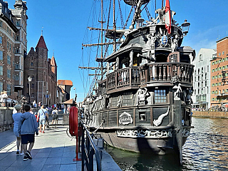 Výletní loď v Gdaňsku (Polsko)