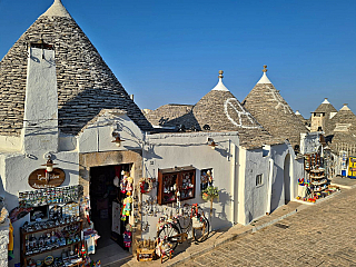 Italské městečko Alberobello a jeho jedinečná architektura