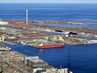 CN Tower v Torontu (Ontario - Kanada)