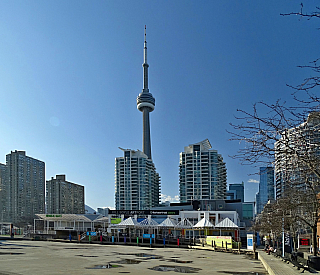 CN Tower v Torontu (Ontario - Kanada)