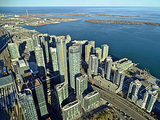 CN Tower v Torontu (Ontario - Kanada)