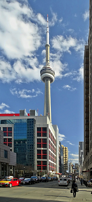 CN Tower v Torontu (Ontario - Kanada)