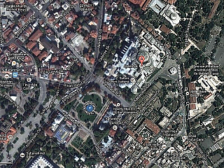 Satelitní snímky a mapy