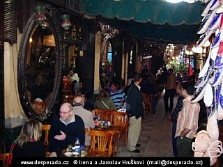 Kavárna na tržišti v Káhiře (Egypt)