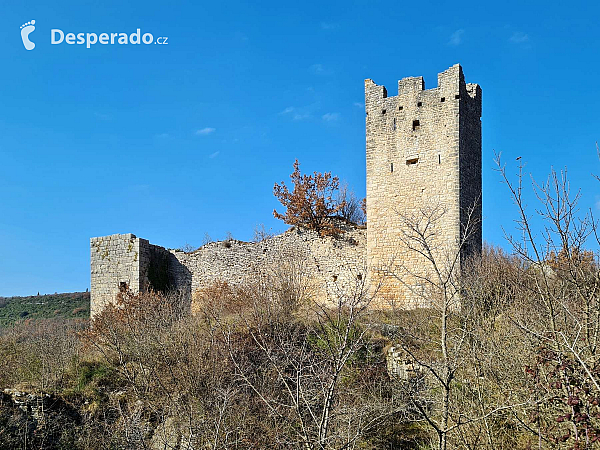 Hrad Dvigrad (Istrie - Chorvatsko)