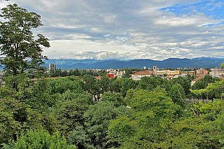 Visegrád (Maďarsko)Udine (Furlánsko-Julské Benátsko – Itálie)