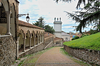 Visegrád (Maďarsko)Udine (Furlánsko-Julské Benátsko – Itálie)