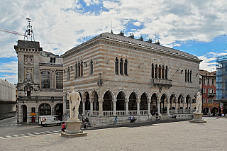 Visegrád (Maďarsko)Udine (Furlánsko-Julské Benátsko – Itálie)