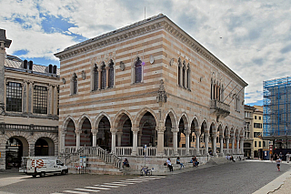 Visegrád (Maďarsko)Udine (Furlánsko-Julské Benátsko – Itálie)