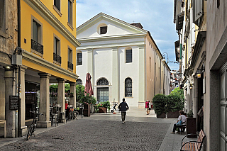 Visegrád (Maďarsko)Udine (Furlánsko-Julské Benátsko – Itálie)