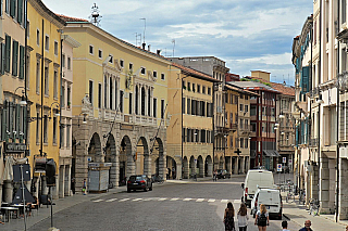 Visegrád (Maďarsko)Udine (Furlánsko-Julské Benátsko – Itálie)