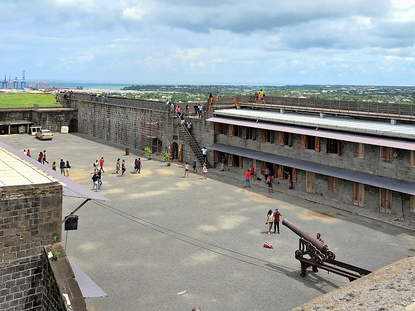 Pevnost Fort Adélaide v Port Louis (Mauricius)