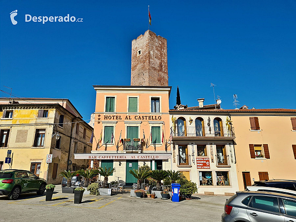 Castello degli Ezzelini v Bassano del Grappa (Veneto - Itálie)