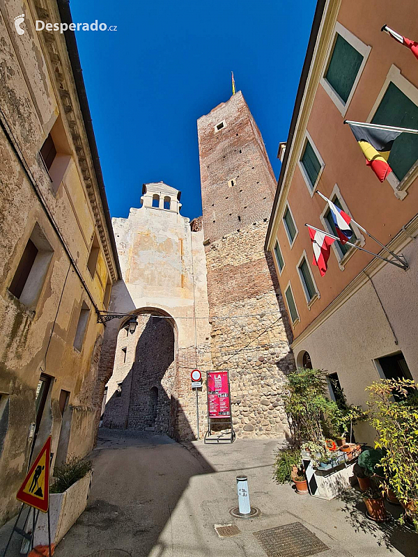 Castello degli Ezzelini v Bassano del Grappa (Veneto - Itálie)