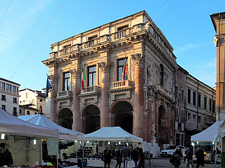 Loggia del Capitaniato je skvost renesanční architektury v srdci Vicenzy