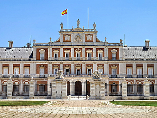 Královské město Aranjuez na soutoku řek Tajo a Jarama