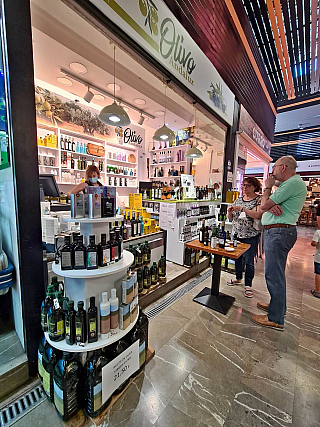 Mercado San Augustín v Granadě (Andalusie - Španělsko)