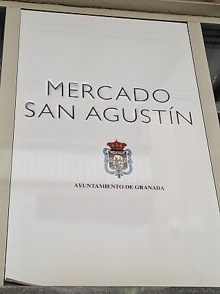 Mercado San Augustín v Granadě (Andalusie - Španělsko)