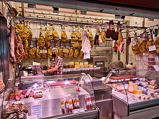 Mercado San Augustín v Granadě (Andalusie - Španělsko)