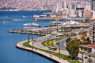 Izmir (Turecko)