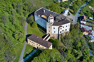 Zámek Malenovice (Česká republika)