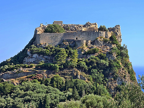 Angelokastro: Hrad na Korfu, který nesmíte přehlédnout