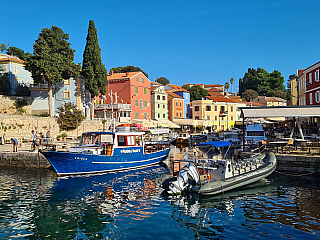 Veli Lošinj (ostrov Lošinj - Chorvatsko)