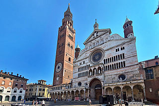 Katedrála v Cremoně (Lombardie - Itálie)