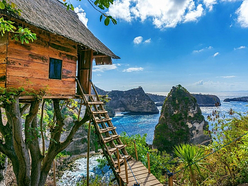 Bali je ráj, kde se zastavil čas. Láká na víc než jen pláže a luxusní hotely
