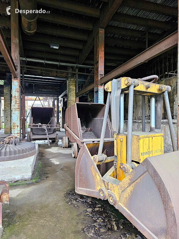 Bolt Tower - Expozice pod věží (Ostrava - Česká republika)