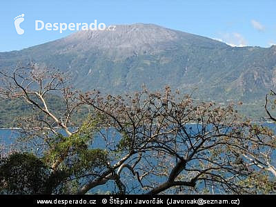 Jezero Lago de Coatepeque (Salvador)
