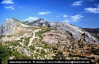 Hornatá krajina na Nemrut Daği (Turecko)