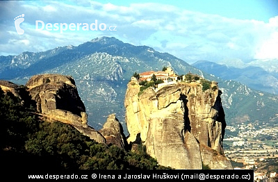 Klášter Agia Triada v oblasti Meteora (Řecko)