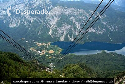 Bohinjské jezero (Slovinsko)