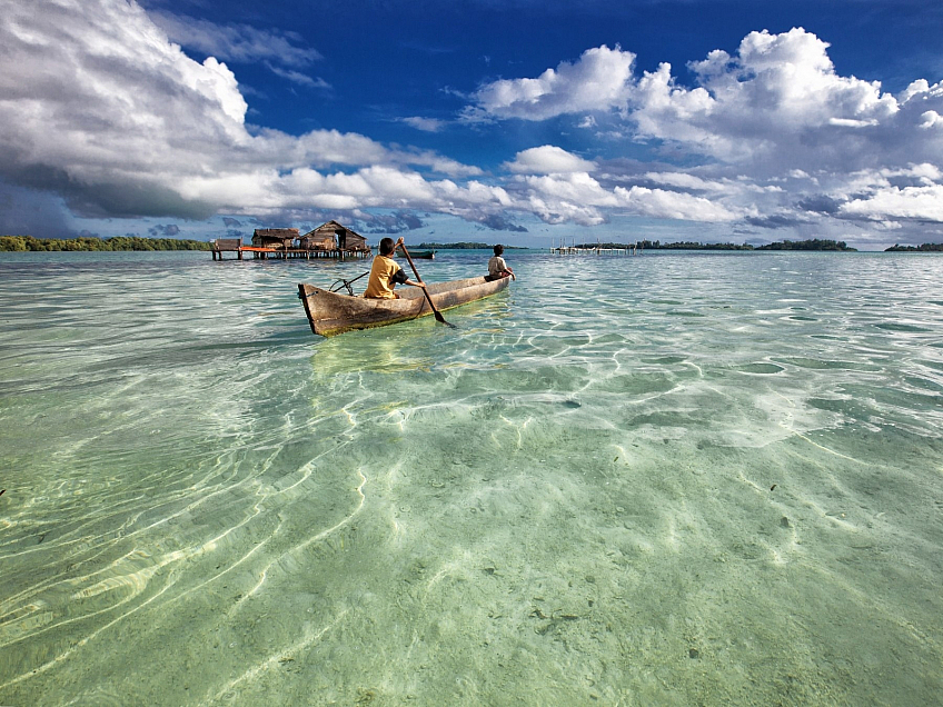 Laguna u ostrova Halmahera (Indonésie)