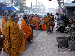 Štěpa ze světa 16 – Vientiane cesta do Vang Vieng (Laos)