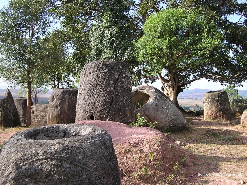 Planina džbánů u Phonsavan (Laos)